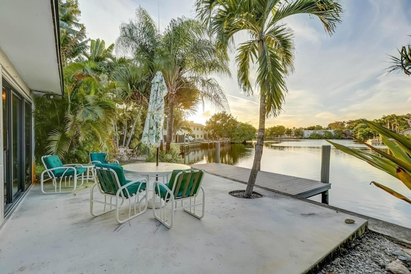 Waterfront Apartment Private Patio Pool Форт-Лодердейл Экстерьер фото